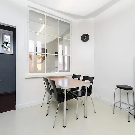 Apartament 2-bed, 1,5-bath Old Town Flat With Sauna And Bar *