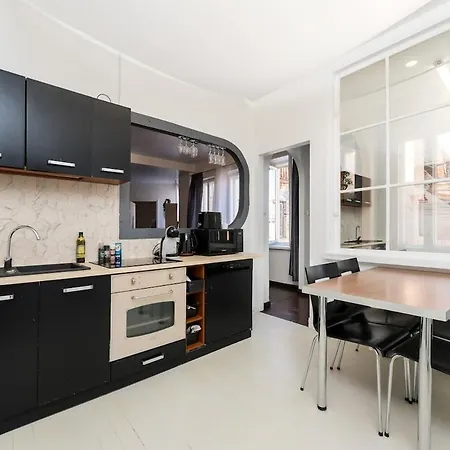 2-bed, 1,5-bath Old Town Flat With Sauna And Bar Tallin