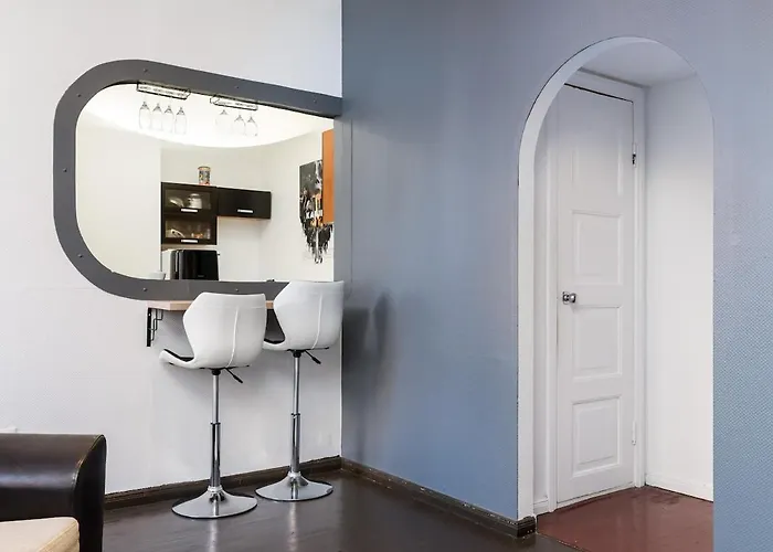 2-bed, 1,5-bath Old Town Flat With Sauna And Bar Διαμέρισμα Ταλίν