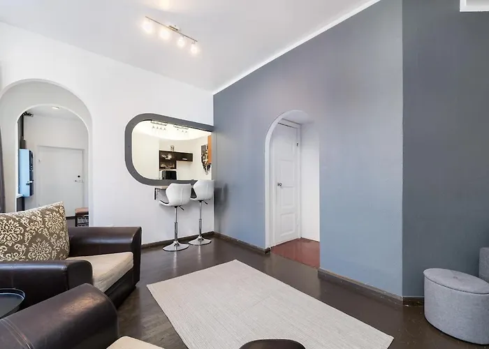 Διαμέρισμα 2-bed, 1,5-bath Old Town Flat With Sauna And Bar *