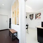 2-bed, 1,5-bath Old Town Flat With Sauna And Bar